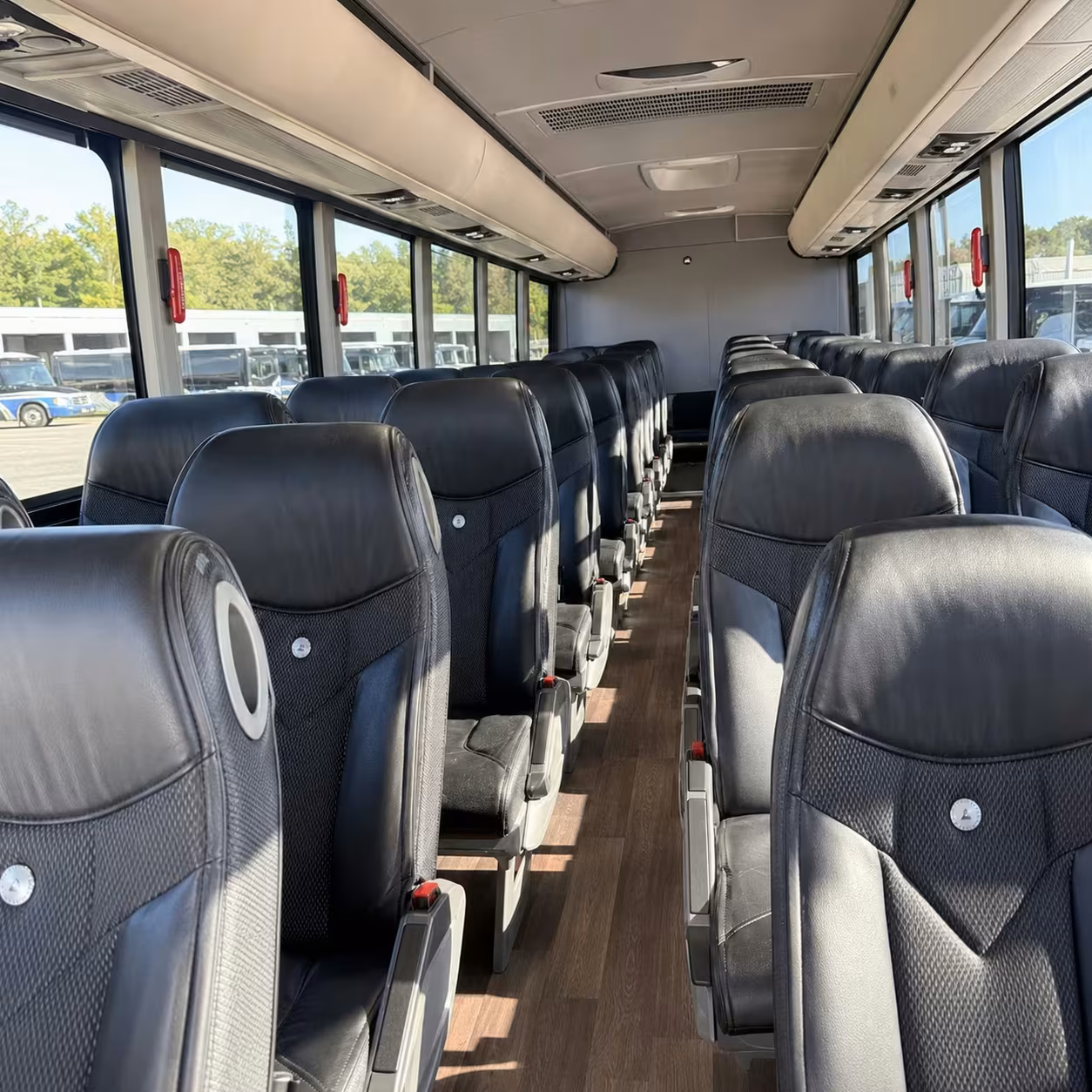 brownsville charter bus rentals for utrgv vaqueros games