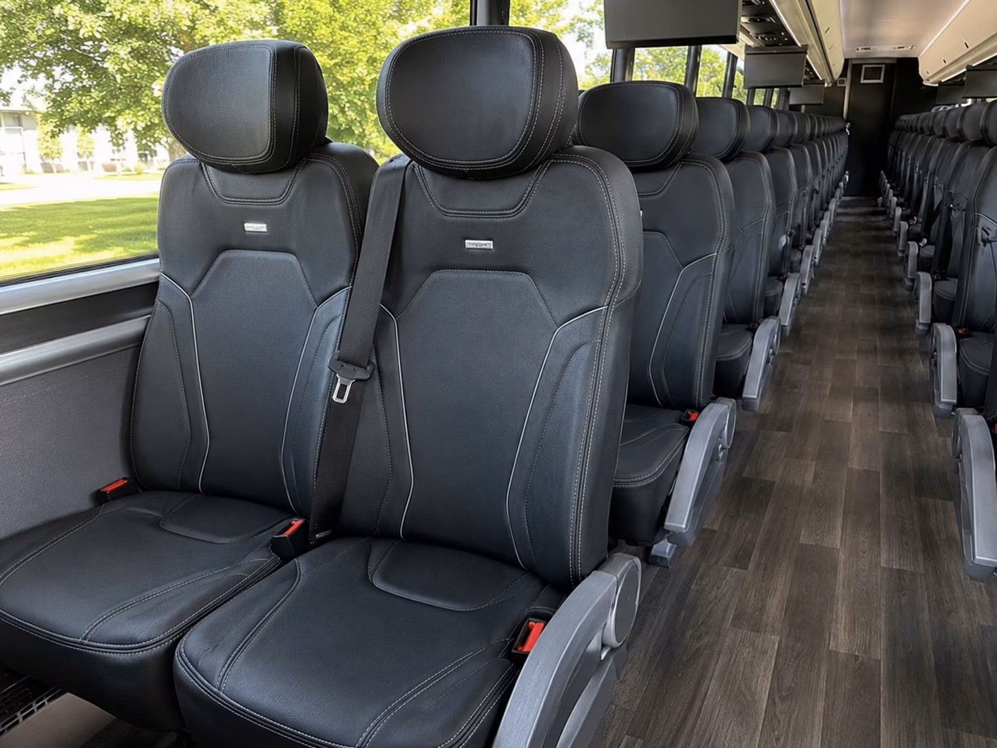 charter bus rentals for brownsville wedding weekend events